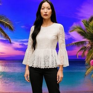 Vintage look Dalia gorgeous cream all lace beauty! This is beyond beautiful!!